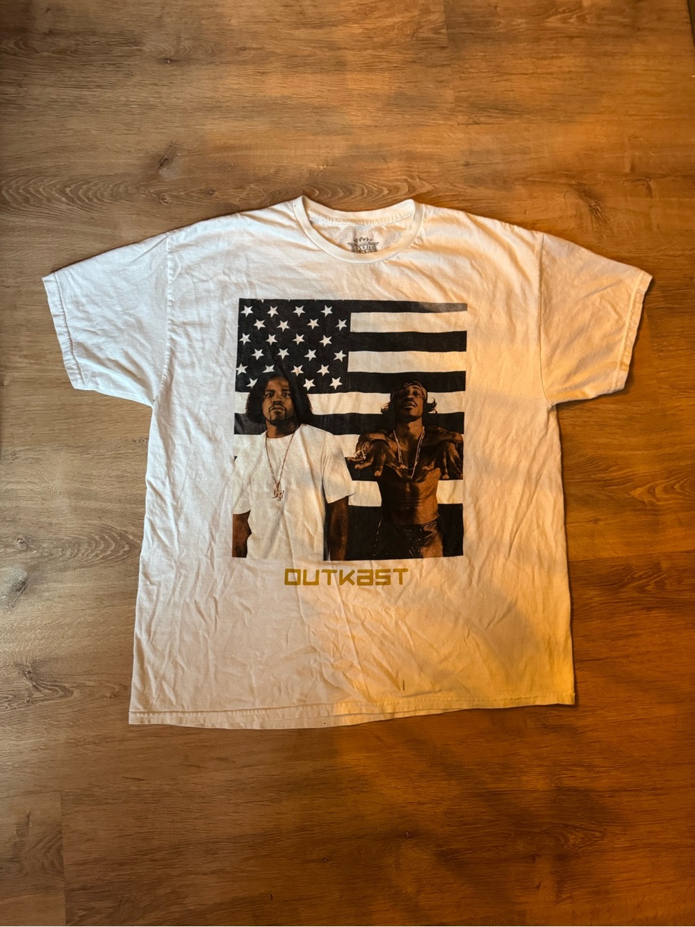 OutKast Large Graphic T-Shirt